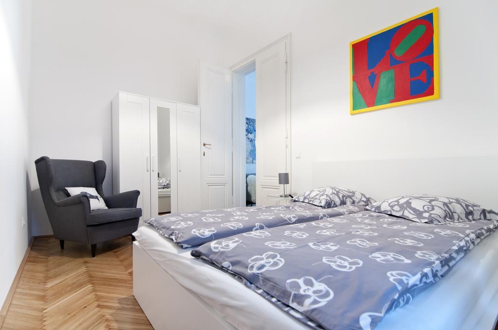 Heymi Apartments Oper Vídeň Pokoj fotografie